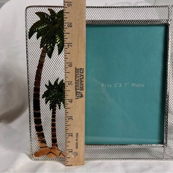 Metal Shiny Tropical Palm Tree Photo Frame 5x7 Silver Green Vacation Memories - Picture 3 of 5